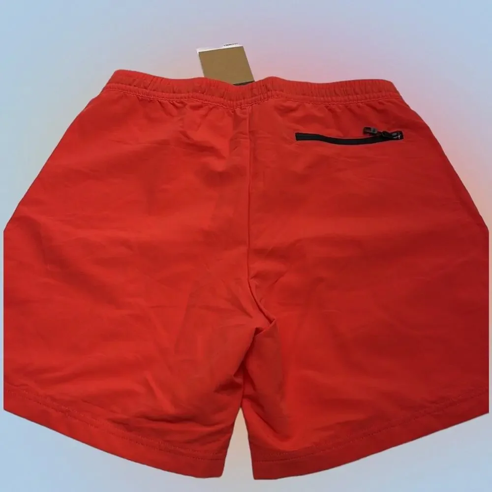 THE NORTH FACE Men’s Medium Horizon Red Performance Short